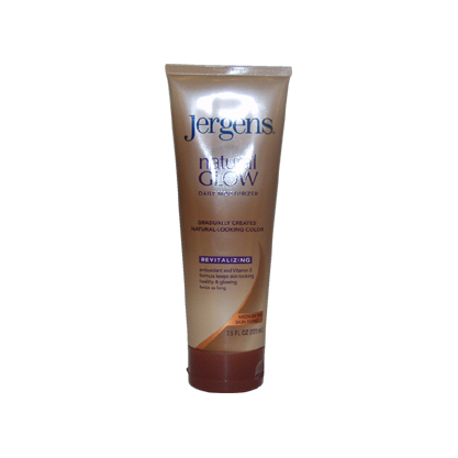 Natural Glow Revitalizing Daily Moisturizer for Medium Tan Skin Tones Natural Glow Revitalizing Daily Moisturizer for Medium Tan Skin Tones