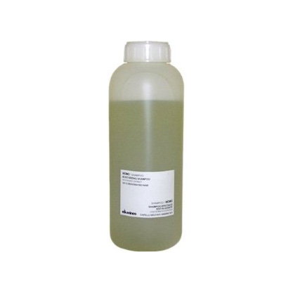 Momo Moisturizing Shampoo for Dry and Dehydrated Hair by Davines